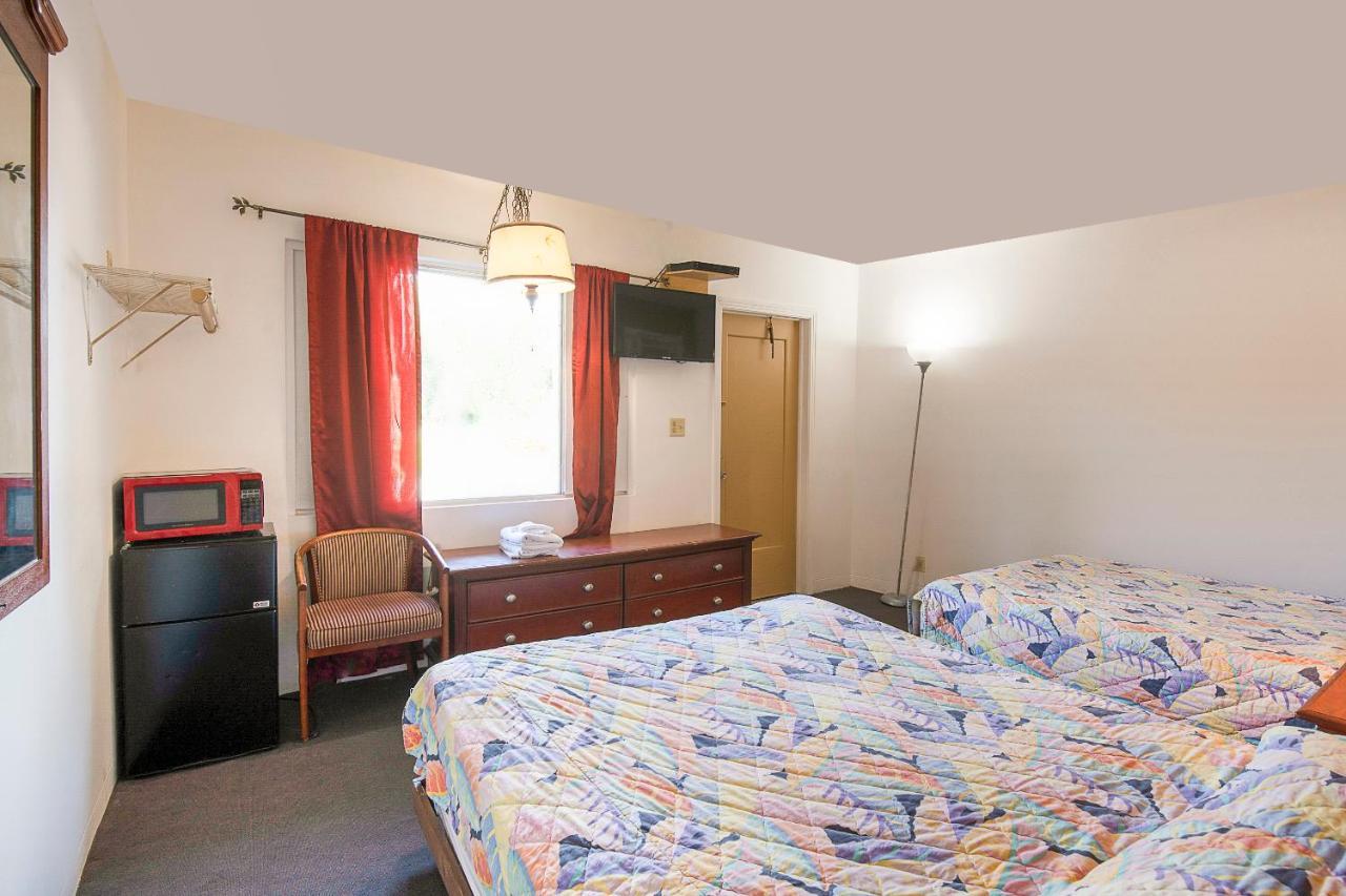 Hotel O Near Fanning Springs State Park Us Hwy 98 Old Town Екстер'єр фото
