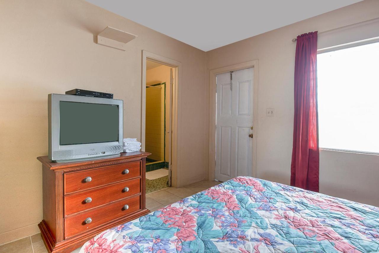 Hotel O Near Fanning Springs State Park Us Hwy 98 Old Town Екстер'єр фото