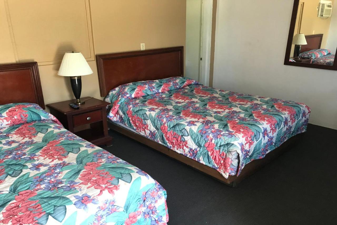 Hotel O Near Fanning Springs State Park Us Hwy 98 Old Town Екстер'єр фото