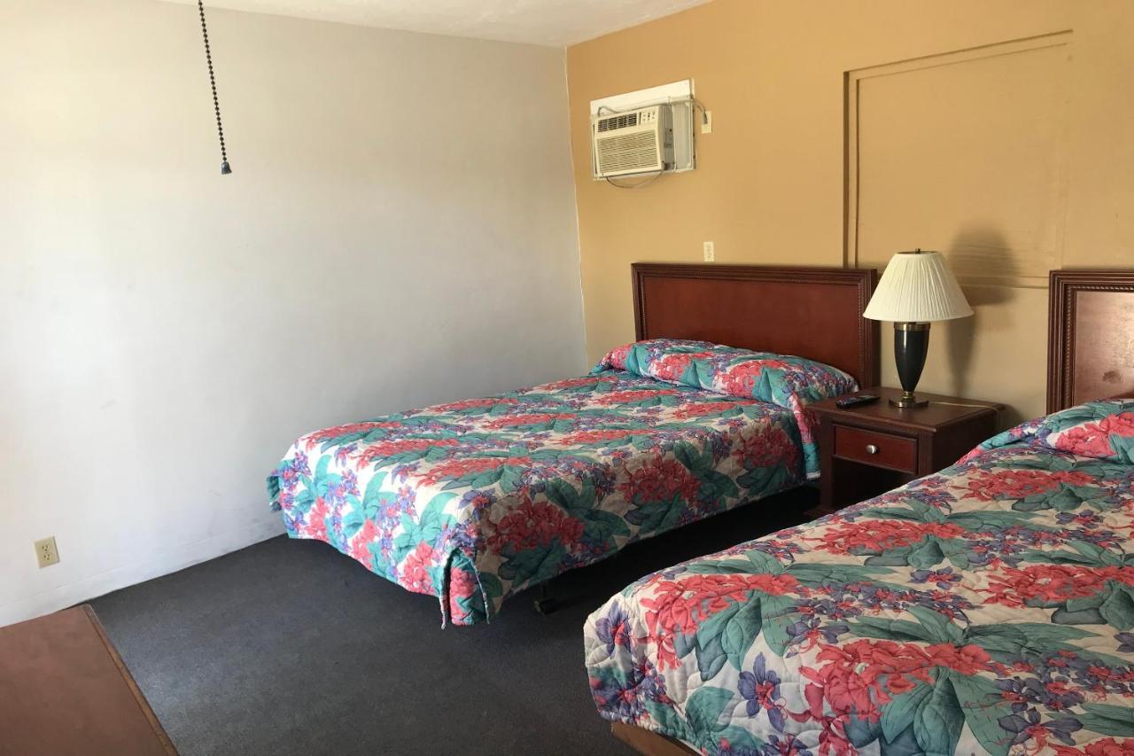 Hotel O Near Fanning Springs State Park Us Hwy 98 Old Town Екстер'єр фото